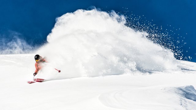 Die Münchener Kreativagentur setzt eine Social Media Kampagne für Völkl Skis um